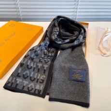 Louis Vuitton Scarf